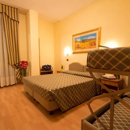 Hotel Luca 3*